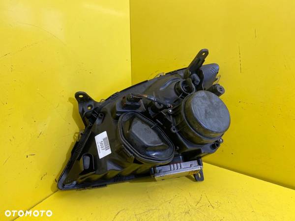 LAMPA PRAWA Opel Vectra C 2002-2005 XENON - 3