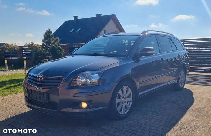 Toyota Avensis 1.8 VVT-i Combi Executive - 10