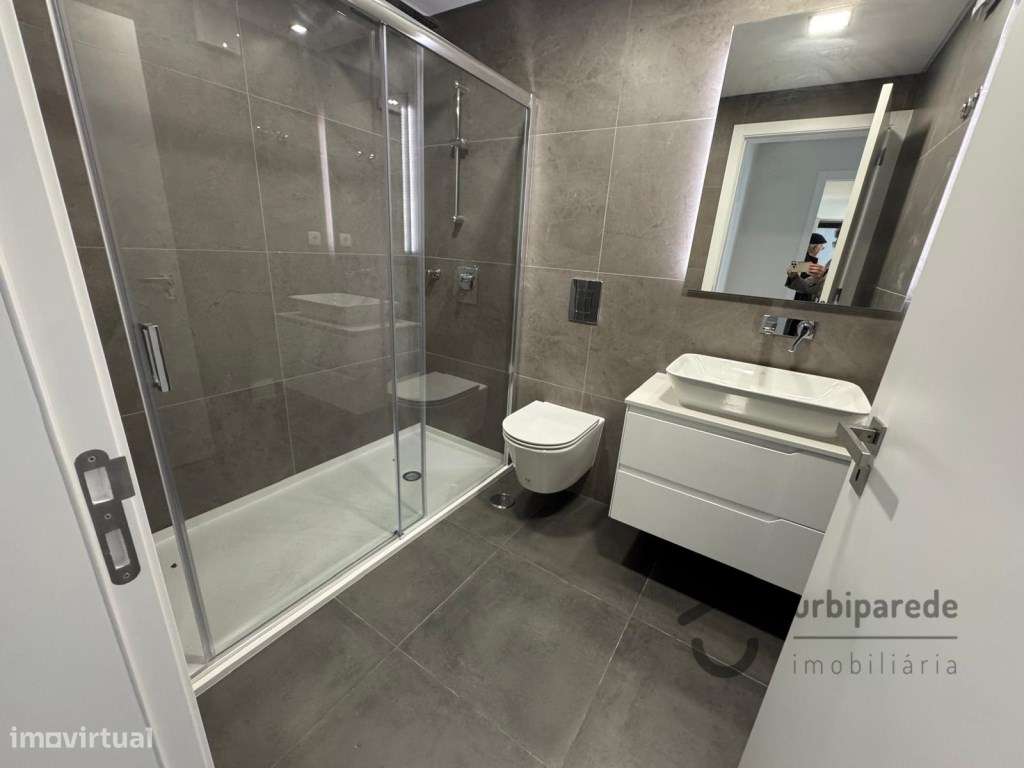 Apartamento T3 a estrear em Carcavelos-15