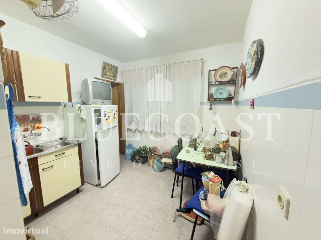 Apartamento de 4 assoalhadas com Excelente Localização e Ampla Ofer...-5