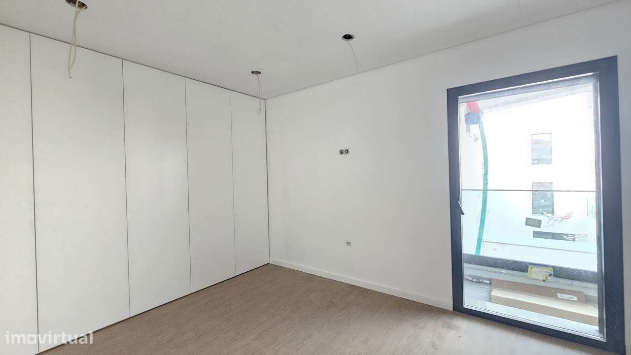 T3 Duplex | Terraço |Garagem fechada - Grande imagem: 4/15