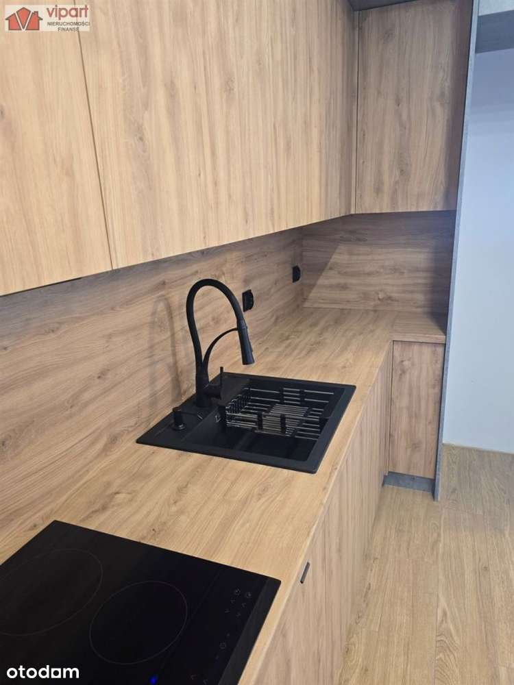 Przytulna kawalerka na osiedlu Panorama w Tychach-6