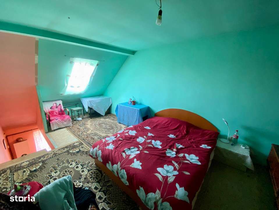 Apartament cu 2 camere la mansarda in Vasile Aaron-4