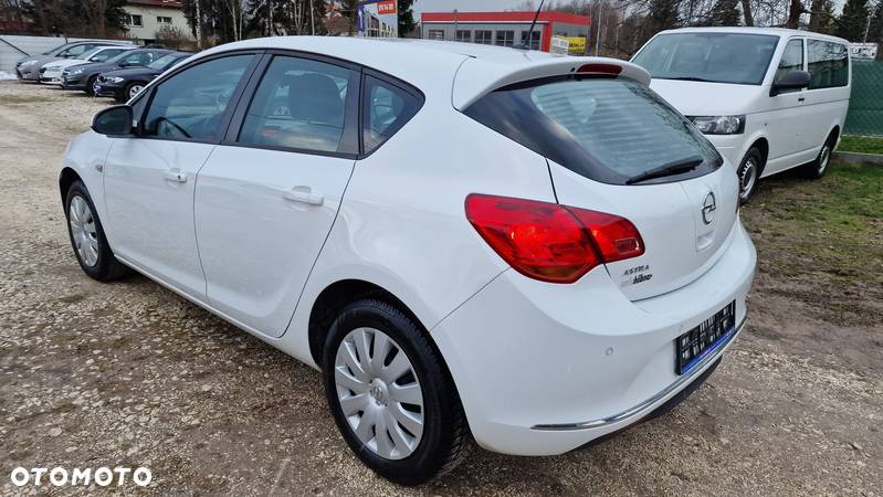 Opel Astra - 5