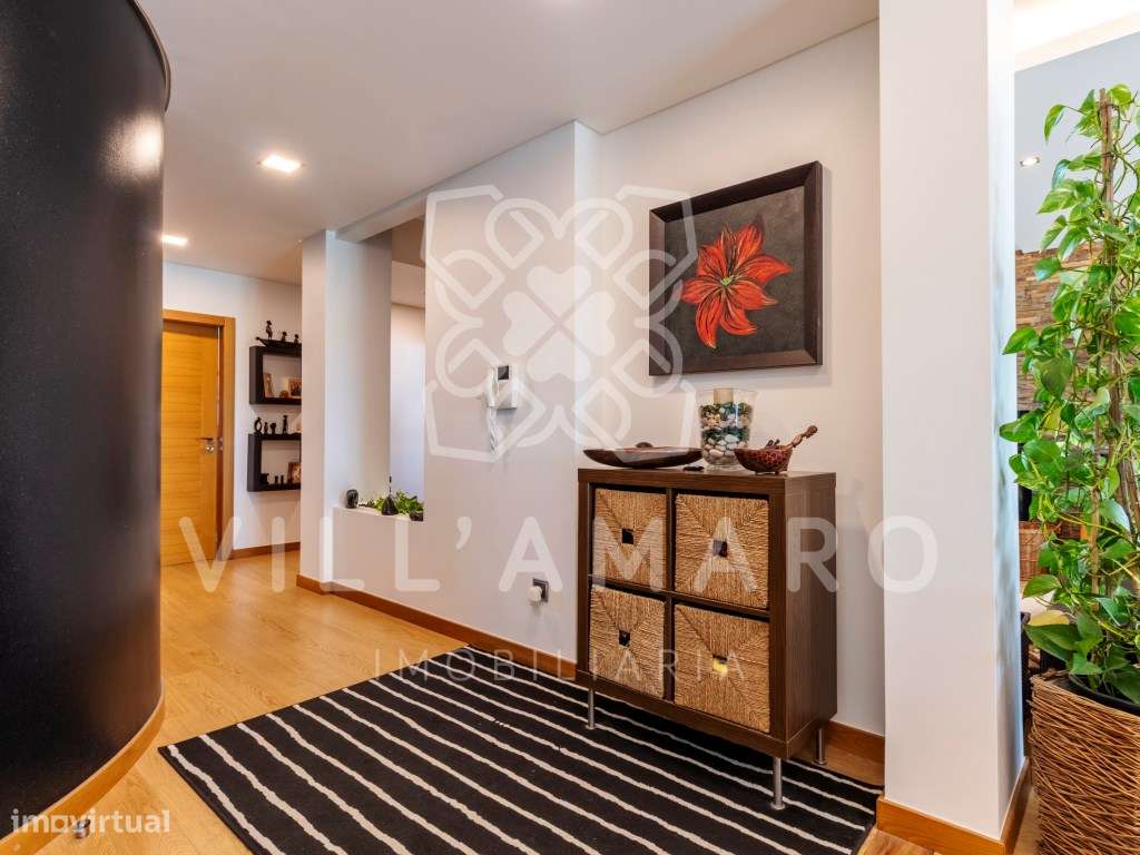 Apartamento T4 Duplex | Condomínio Fechado | São Pedro da Cadeira-15