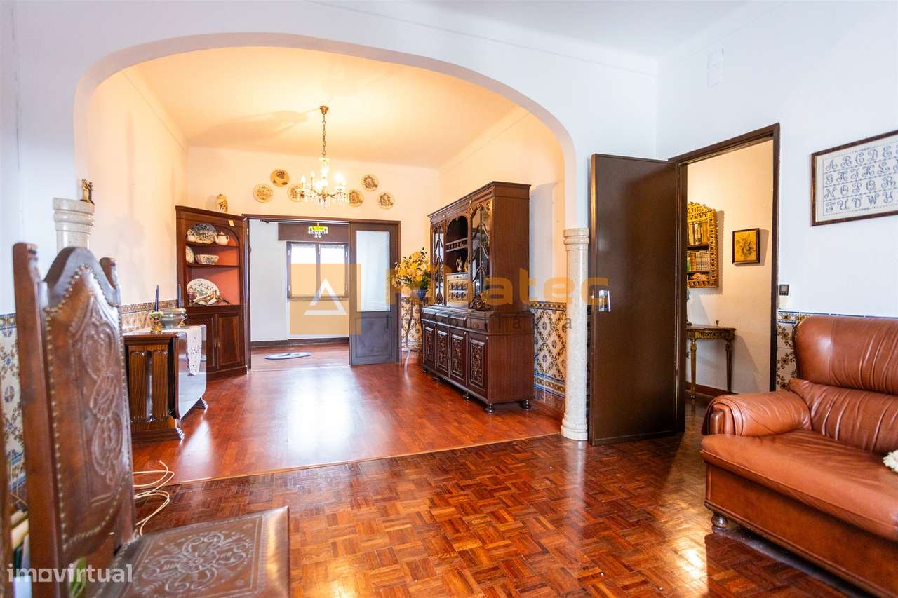 Excelente moradia na Vila de Coruche-9