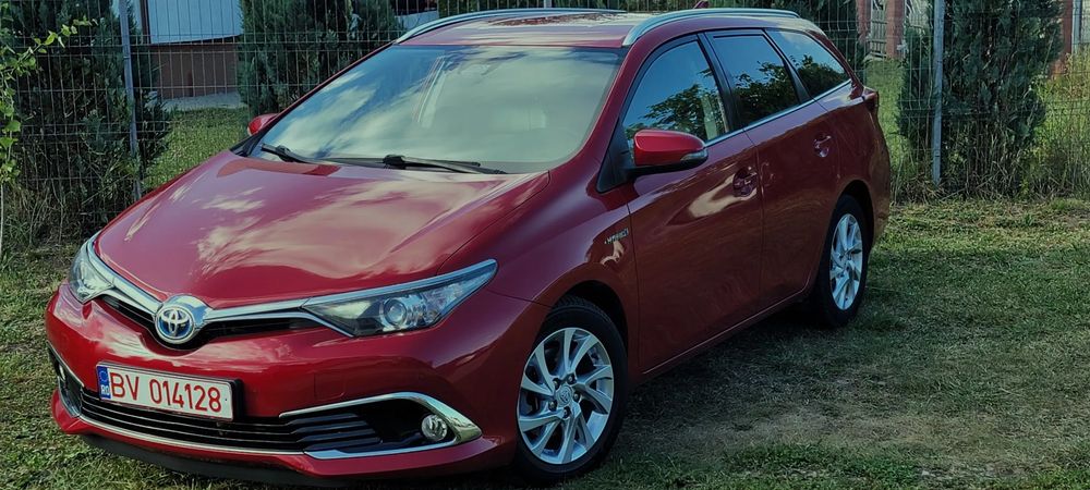 Toyota Auris II [2012 - 2018] 1.8 VVT-i Automatik Comfort 2016