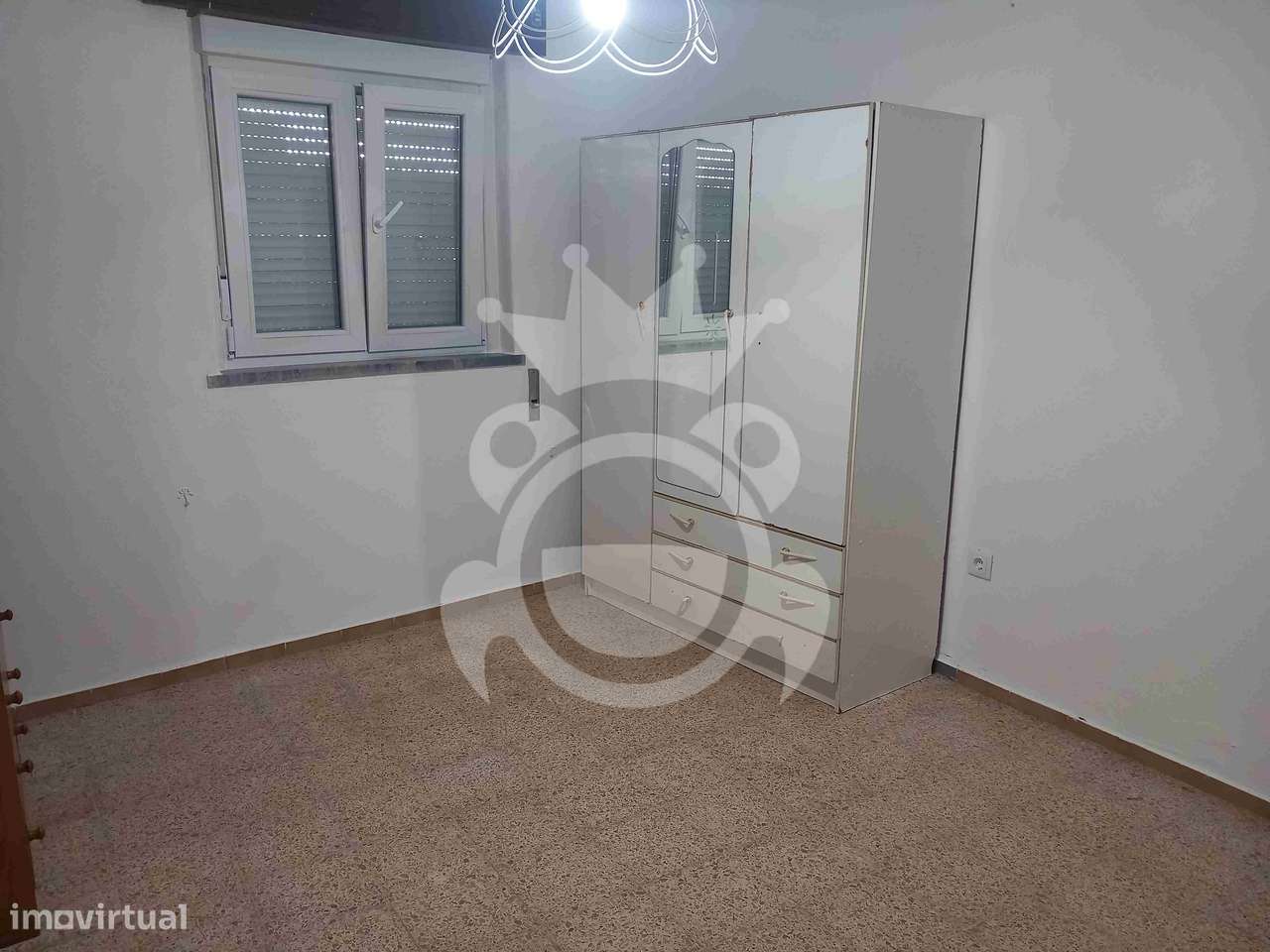 Moradia T4 com Terreno de 8.250m² - Serpa-10