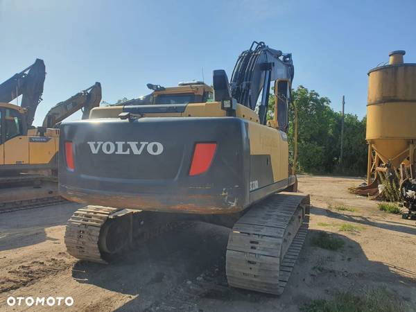 Volvo EC220DL - 2