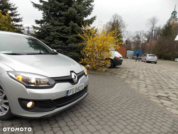 Renault Megane Grandtour ENERGY TCe 115 Start & Stop Bose Edition - 6