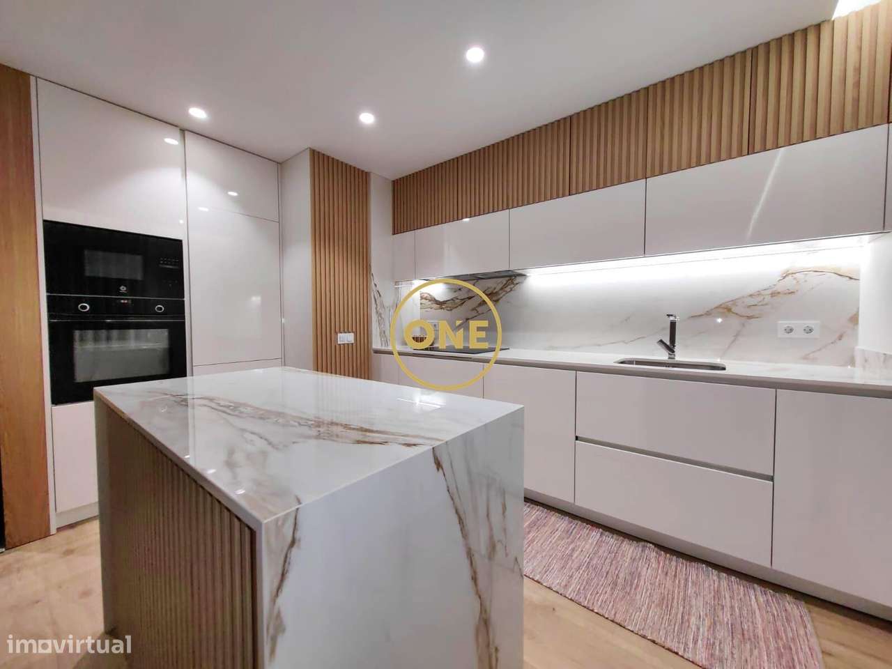 Apartamento T3 para Venda - 1ª Linha da Praia de Aver-o-Mar - Grande imagem: 5/19