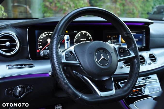 Mercedes-Benz Klasa E AMG 43 4Matic T 9G-TRONIC - 14