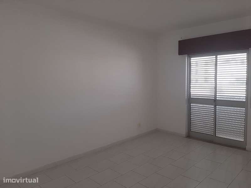 Apartamento T2 - Grande imagem: 5/9