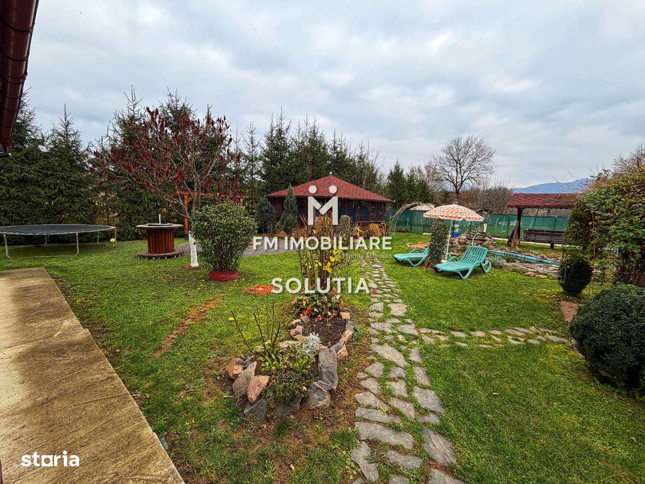 Casă spațioasă P+1 - 5 camere - teren 10 ari, Unguraș!-5