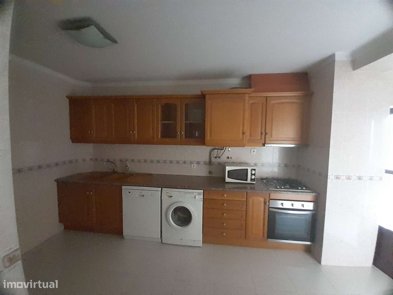 T3 – Nova Leiria (Av. 22 de Maio)  | Boas áreas | Garagem + Sótão - Grande imagem: 3/10