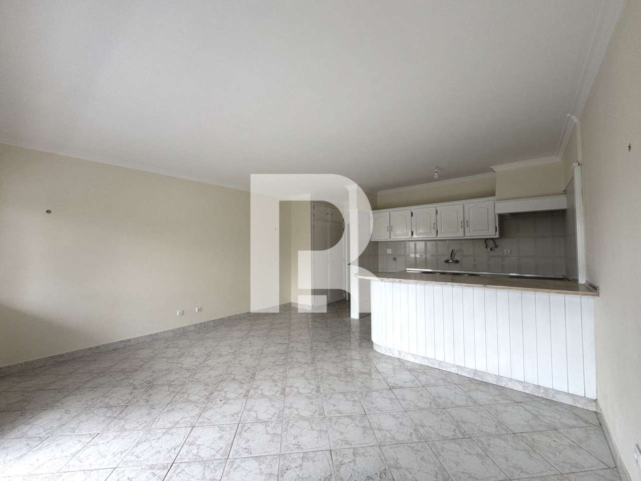 Apartamento T1 com parqueamento na Praia do Magoito, Sintra - Grande imagem: 4/24