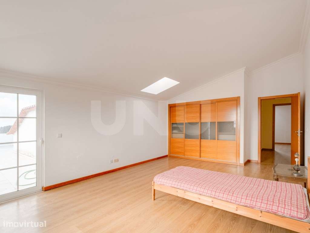 Quinta com 4,8 hectares e casa T9 em Vila Nova da Baronia-53