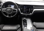 Volvo V60 B4 D R-Design - 11