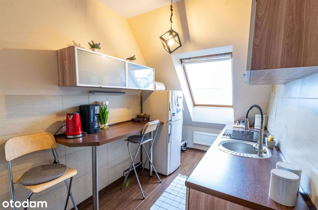 Duża kawalerka w dzielnicy Pogórz-8