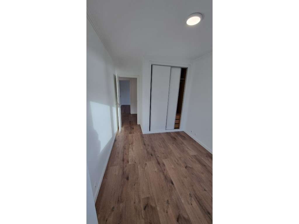 Moradia V3+1 - Ericeira - 323 m2-29