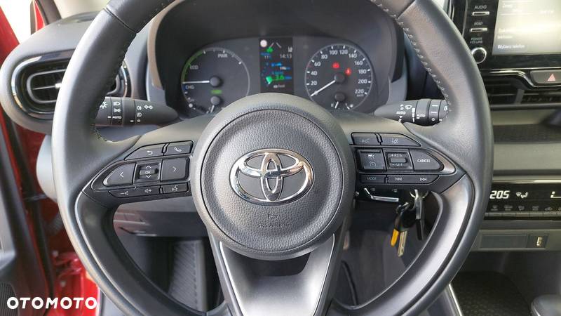Toyota Yaris - 17