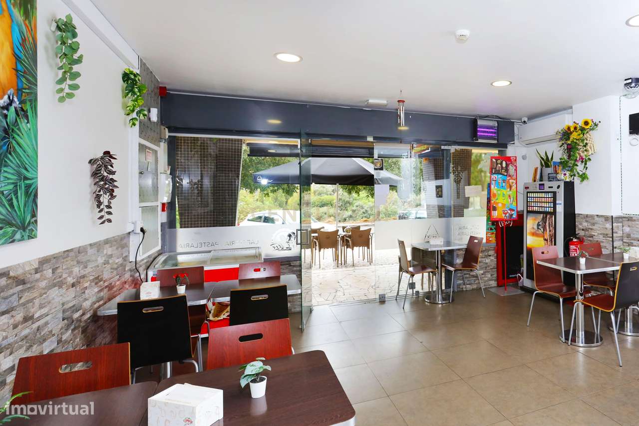 Loja no Lumiar, preparada para abrir o seu próprio negócio (café/paste-10