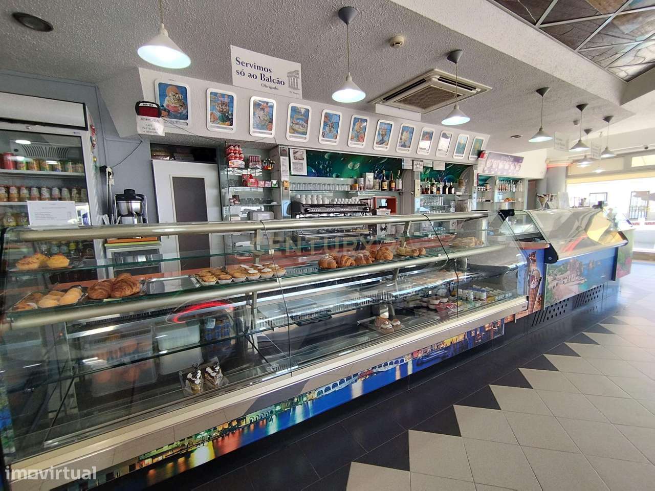 Café, Pastelaria e Gelataria localizado na deslumbrante praia de Santa - Grande imagem: 4/18