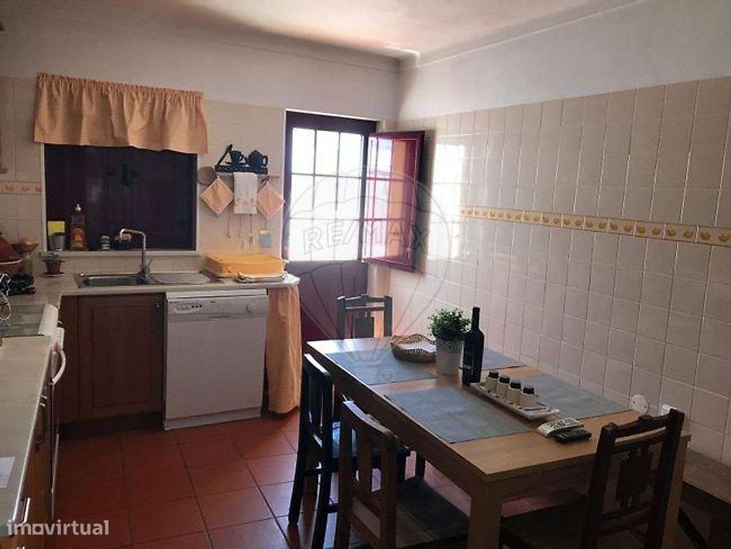Moradia T2 para venda-10