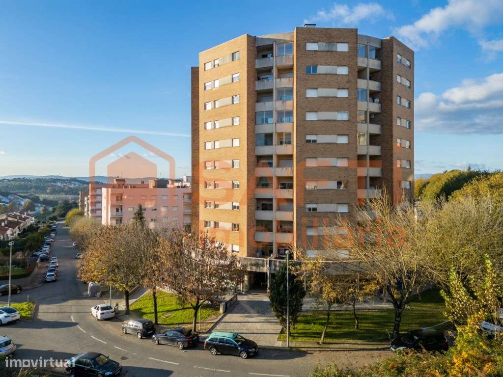 Fantastico Apartamento T3 Com Terraco E Localizacao De Excelencia P