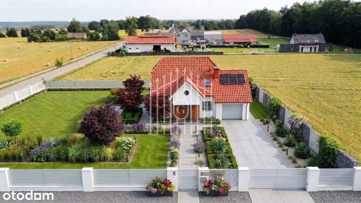 Przestronny dom w Leźnie - działka 2033 m2!
