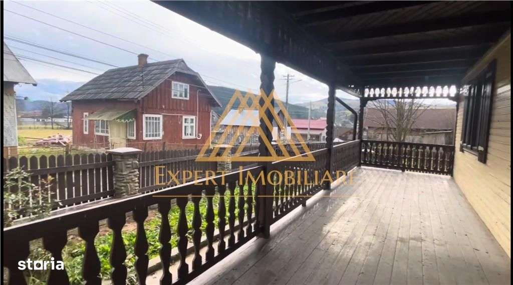 Casa din Moldovita cu 500 mp teren - Imagine principală: 3/17