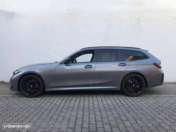 BMW 330 e Touring Pack M Auto - 5