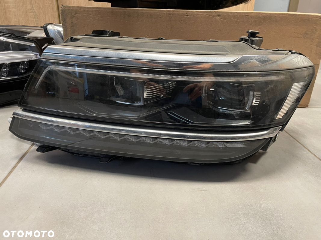 Volkswagen Tiguan 5nb reflektor full Led - 1