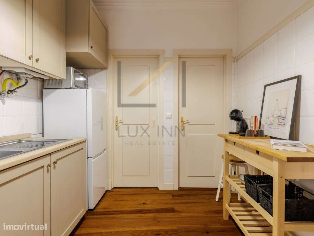 Apartamento T2 em Alfama, excelente localização-24