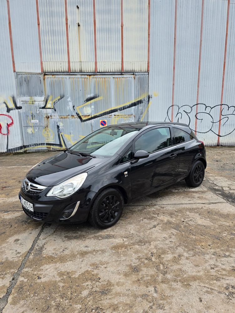Opel Corsa D (2006-2014) 1.4 16V Cosmo 2012