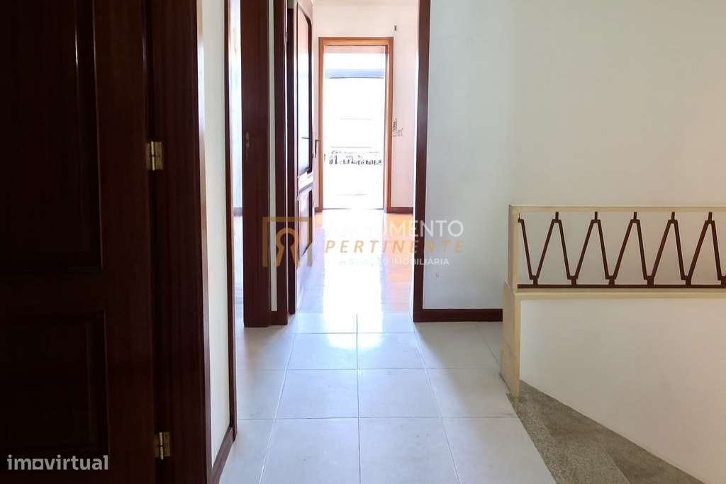 Andar Moradia T2 Venda em Rio Tinto,Gondomar-12