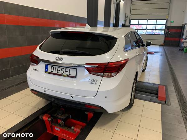 Hyundai i40 Kombi 1.7 CRDi Premium - 9