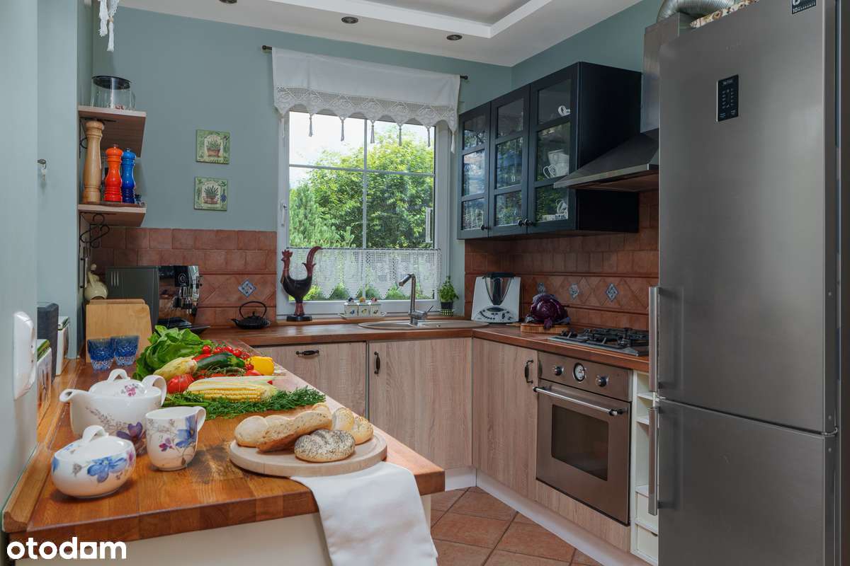 Dom w Słonecznikach - Henryków Urocze-5