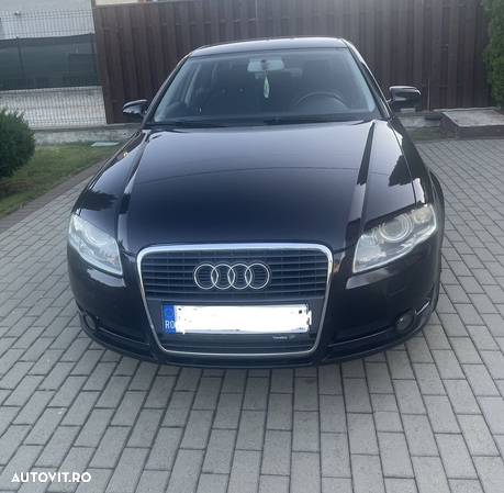 Audi A4 - 1