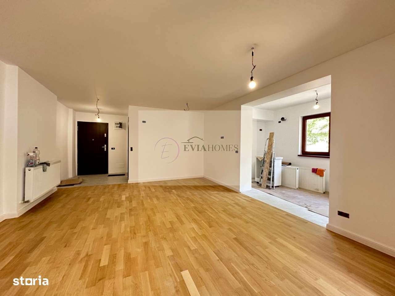 4 camere/ 2 bai / 119 mp/ parcare in curte / zona strazii Bucuresti-2