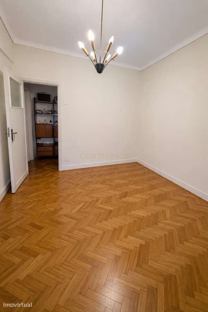 T2 em São Domingos de Benfica junto ao Jardim Zoologico - Grande imagem: 5/7