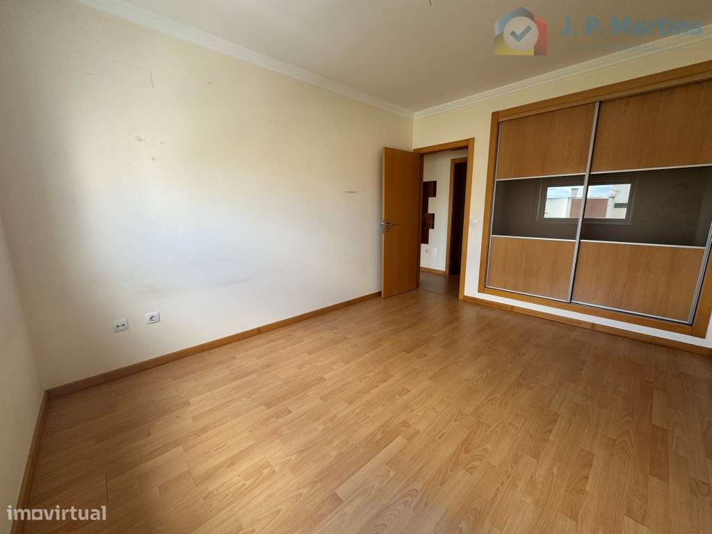 T3 c/ parqueamento e arrecadação, Lavradio (Barreiro)-20