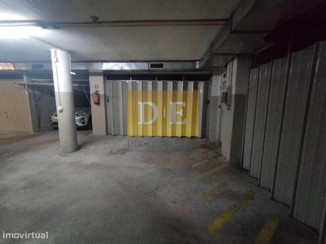 Apartamento T4 em Zona Nobre da Maia nos Maninhos-34