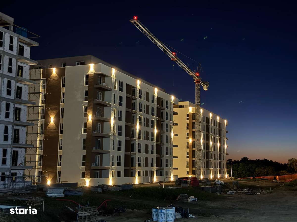 Apartament 3 camere  2 bai si bucătărie închisă Copou zona Mega Image-3