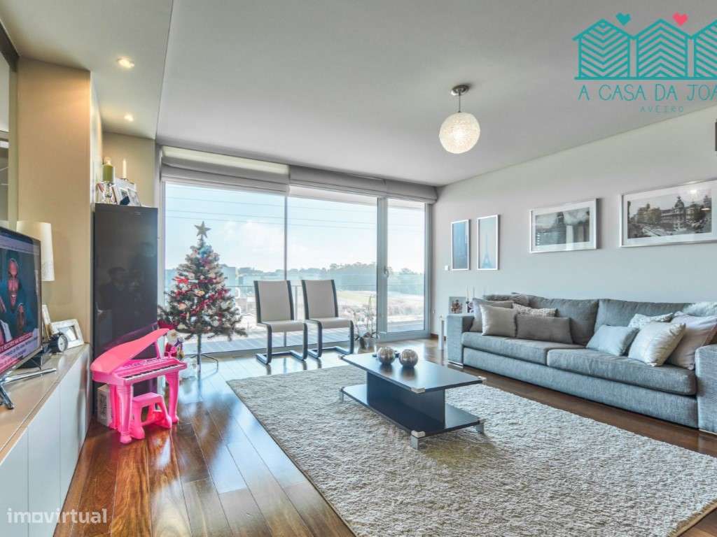 Apartamento T3 com Lugares de Garagem em Aveiro - Grande imagem: 3/36