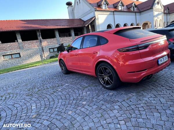 Porsche Cayenne Coupe Standard - 13