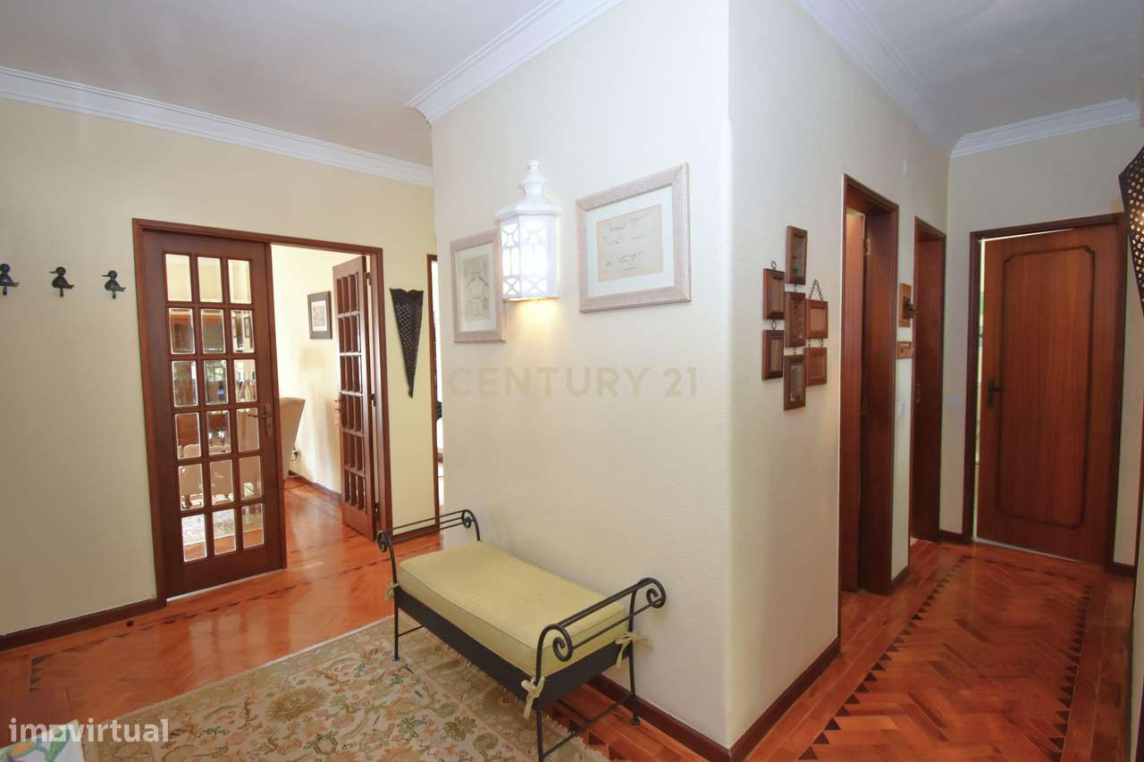 O Refúgio Perfeito entre o Mar e a Cidade. T3 Renovado na Costa da Cap-6