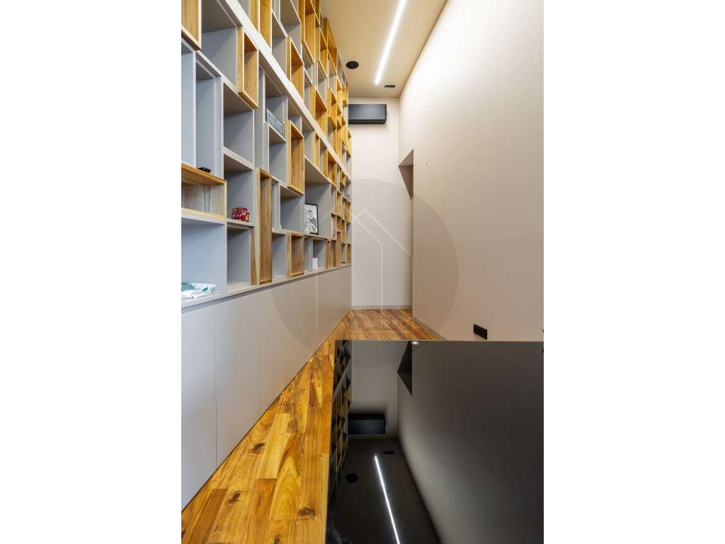 Moradia T6, térrea contemporânea, piscina, terraços e jardim junto ...-25