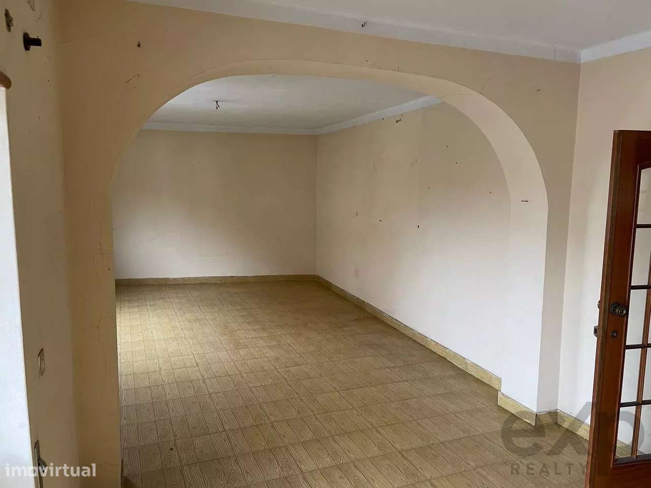 Casa Aconchegante Necessita de Renovação em Tourais e Lajes. Portugal - Grande imagem: 4/11