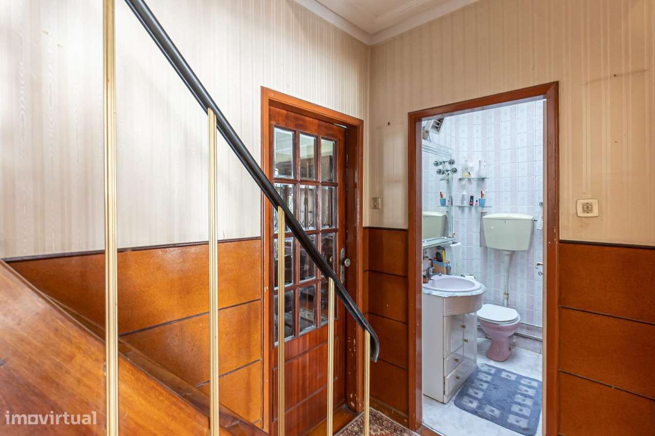 Casa c/ História e Potencial Extraordinário, Zona Tradicional do Porto-18